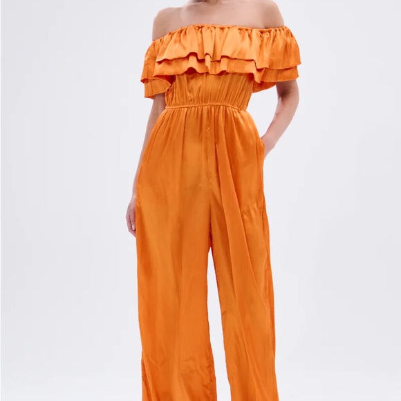 AKIRA BYE BYE WINTER BLUES OFF THE SHOULDER SATIN JUMPSUIT Size XLXL - Picture 1 of 1